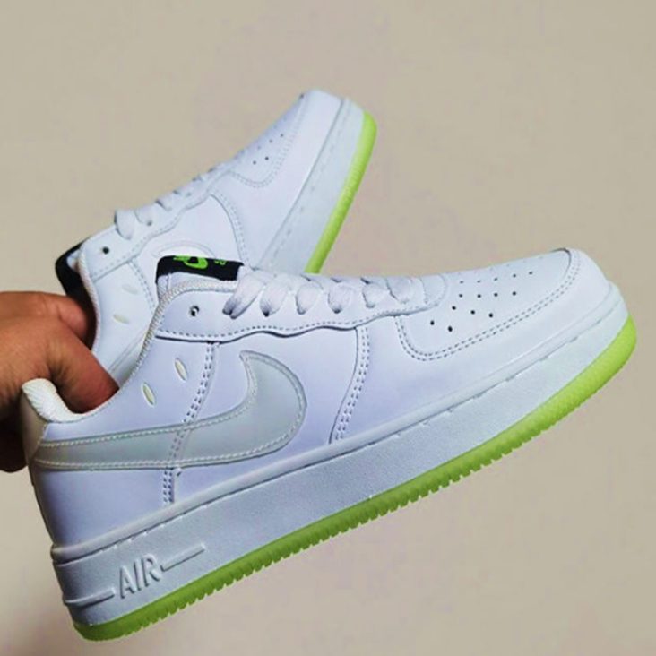 NIKE FORCE 1 GREEN NEON